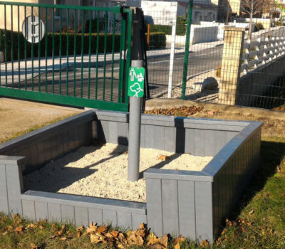 SANIKIEN espace sanitaire canin plastique recycle Mix Urbain